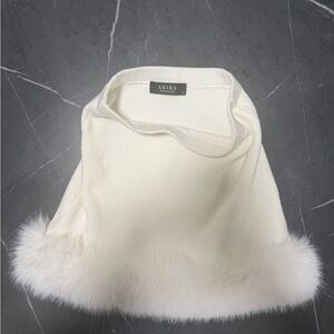 AKIRA Soft Cream Knit Accessory